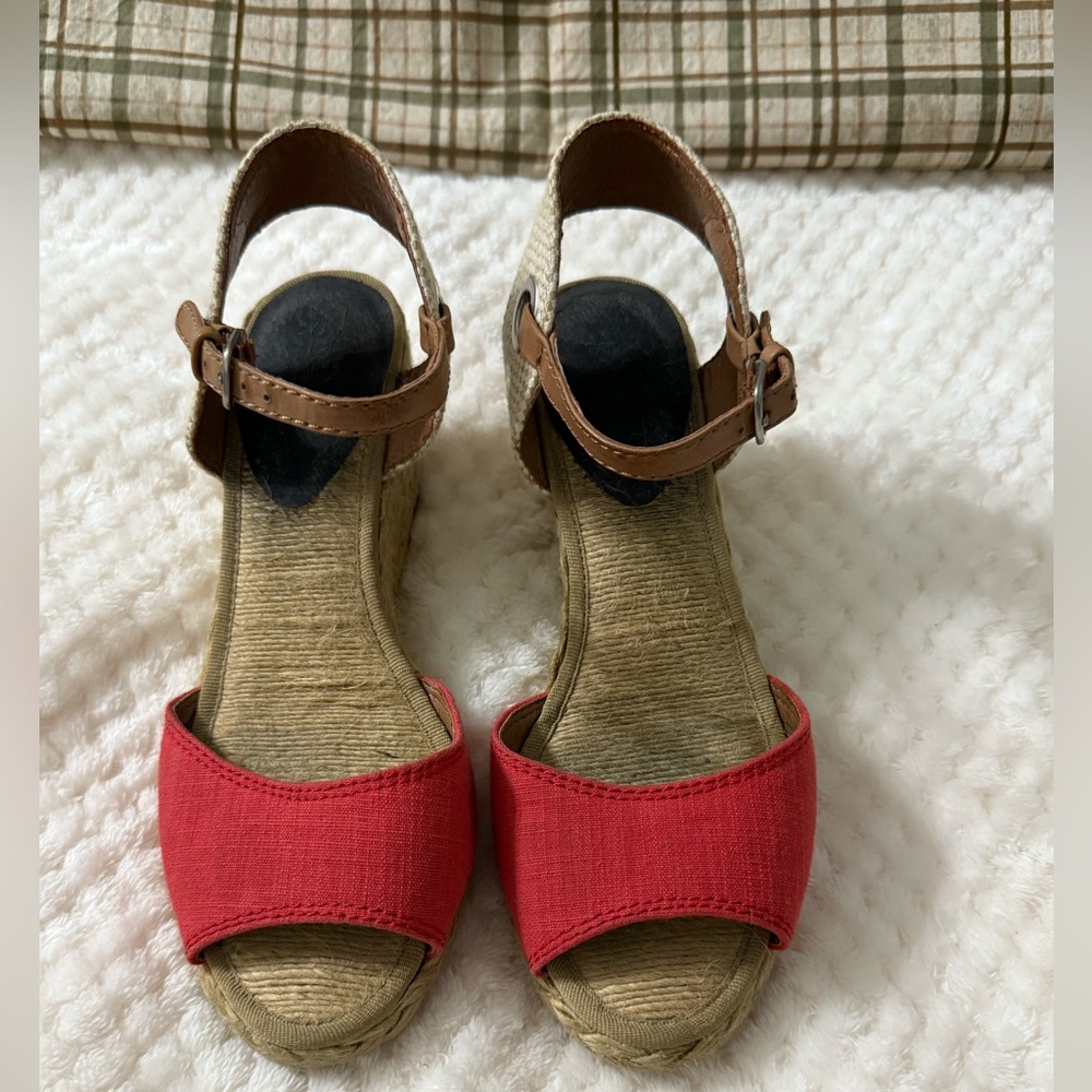 Lucky Brand Red Women's Wedge Sandals Size 6 Espadrille Ankle Strap S0177